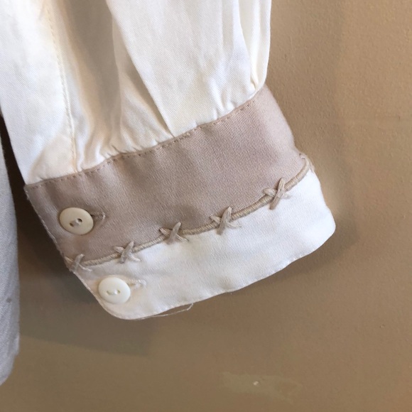 Express cream beige button-down shirt blouse M - Picture 7 of 9